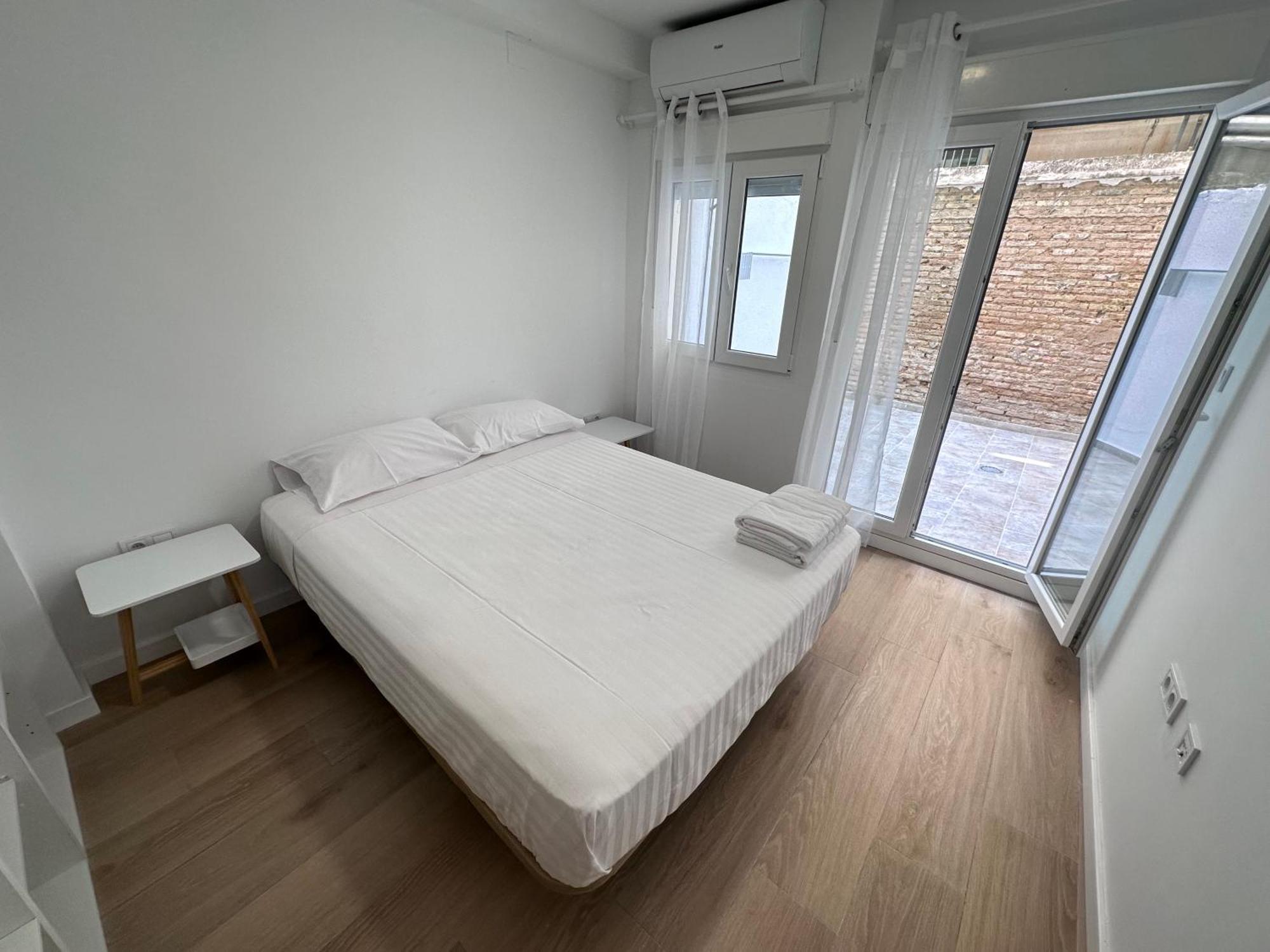 Artes Y Oficios Apartaments Ab Valencia Exterior photo